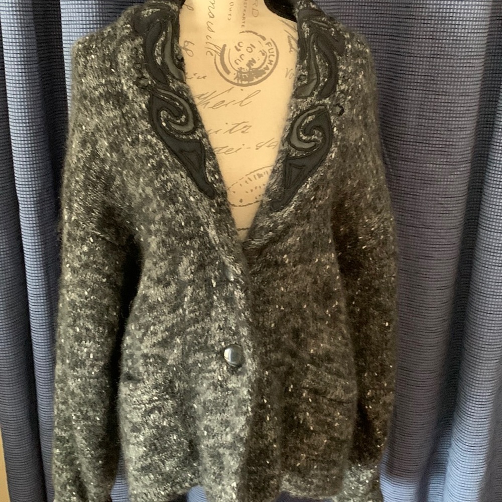 I.B. Diffusion Sweater